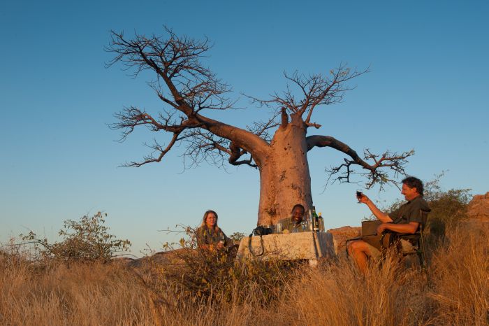 Countryside of the Giants - Tuli Riding Safari Botswana