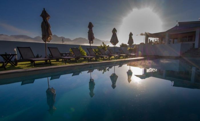 Wine tasting and riding holiday for connoisseurs at the Cape Accomodation