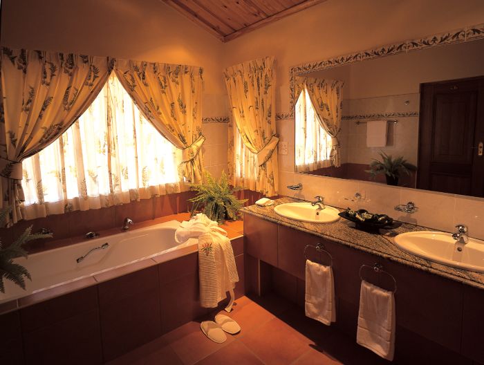 Big Five Riding Safari Accomodation