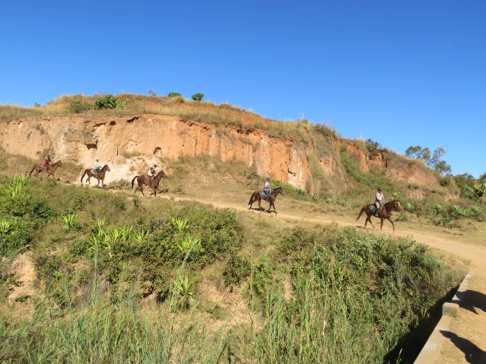 Madagascar - discover the sixth continent on horseback