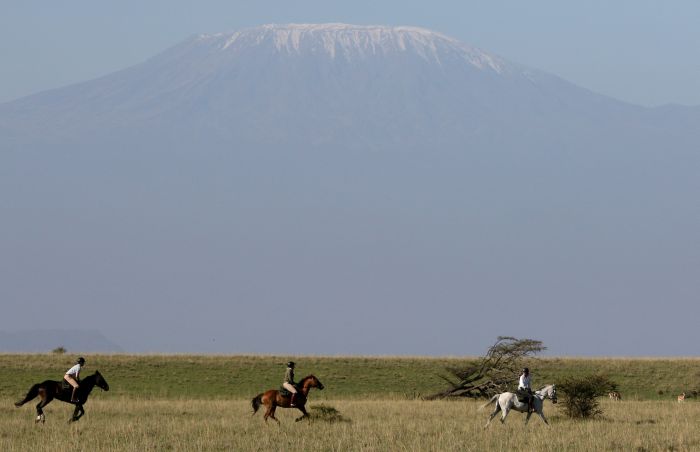 Kenya Safari Lodge - Adventure in the saddle