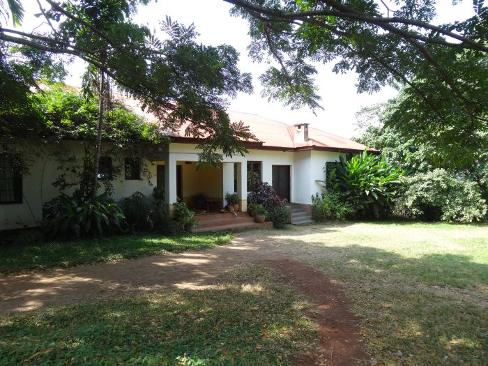 Meru-Kilimanjaro Big Game Safari Accomodation