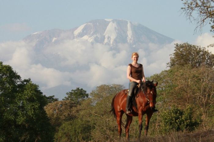 Meru-Kilimanjaro Big Game Safari