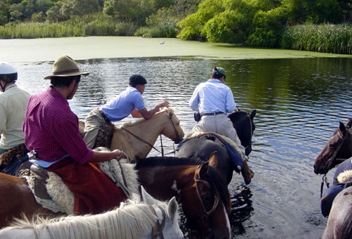 Laguna Negra Estancias Ride