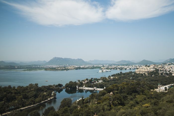Udaipur Star rides and Sightseeing