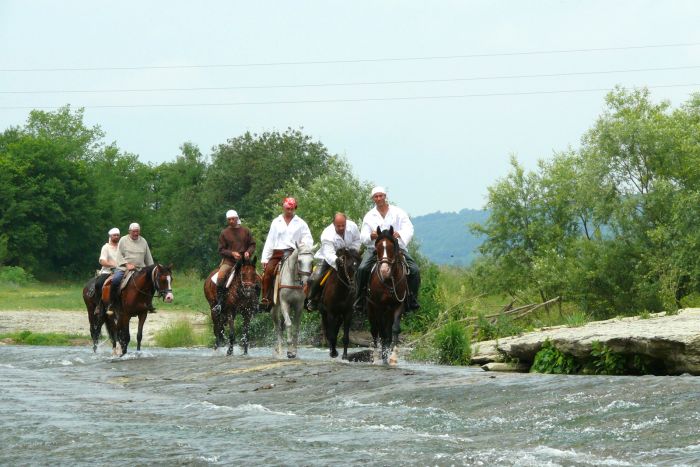On the Trail of the Thracians