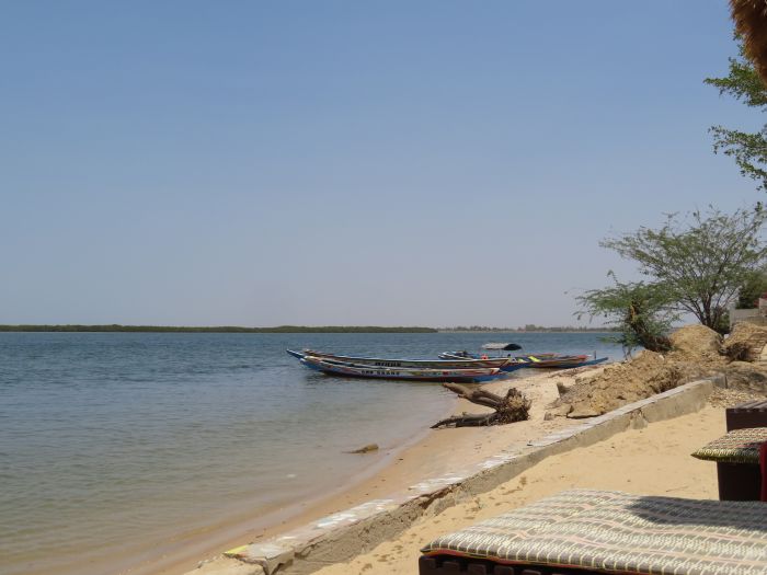 Ride through West Africa´s savannah to the coast