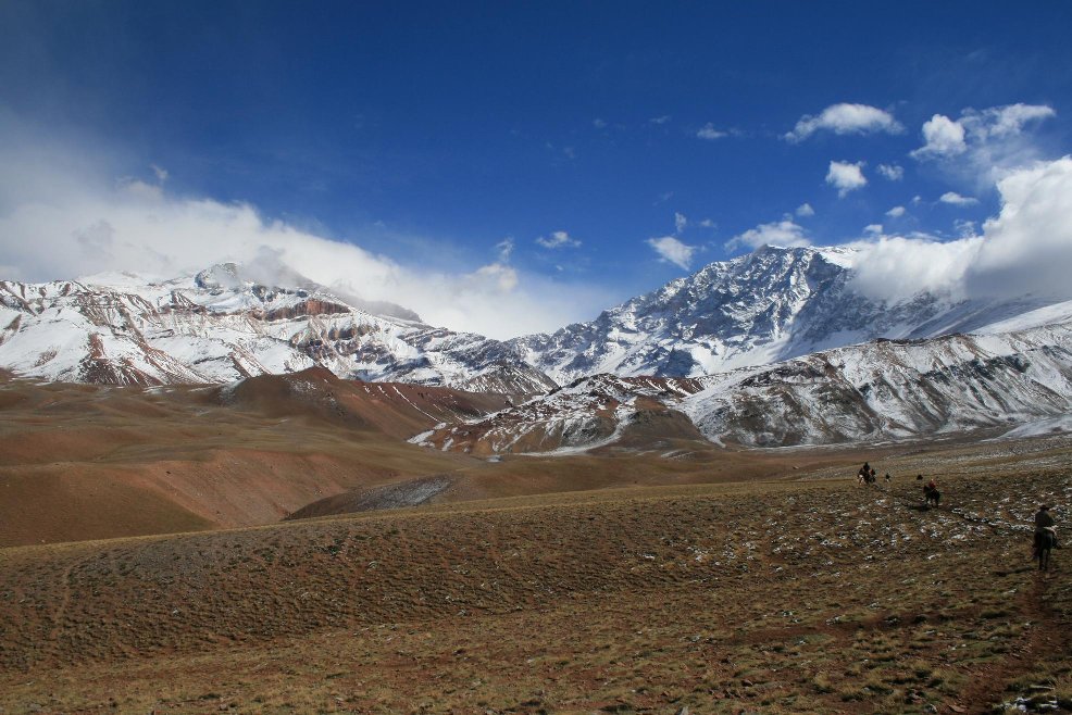 Independence ride across the Andes