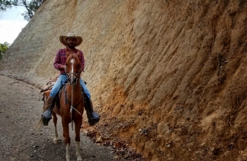 Colombian Hacienda Trail