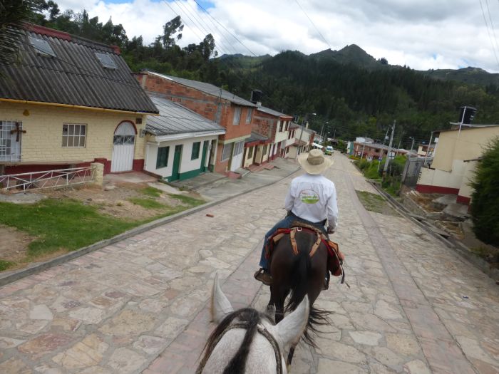 Colombian Hacienda Trail