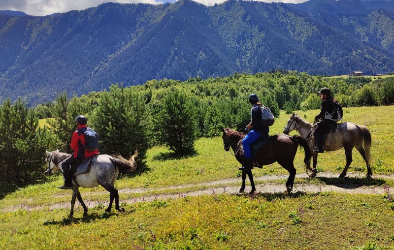 Caucasus Trail