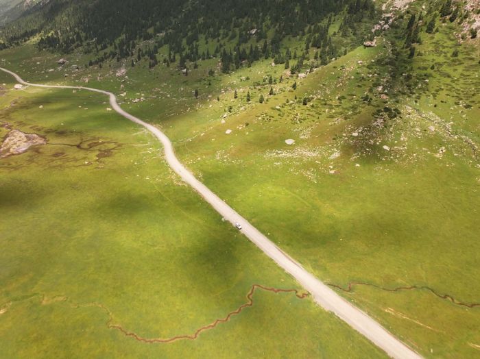 Kirgistan glacier tours