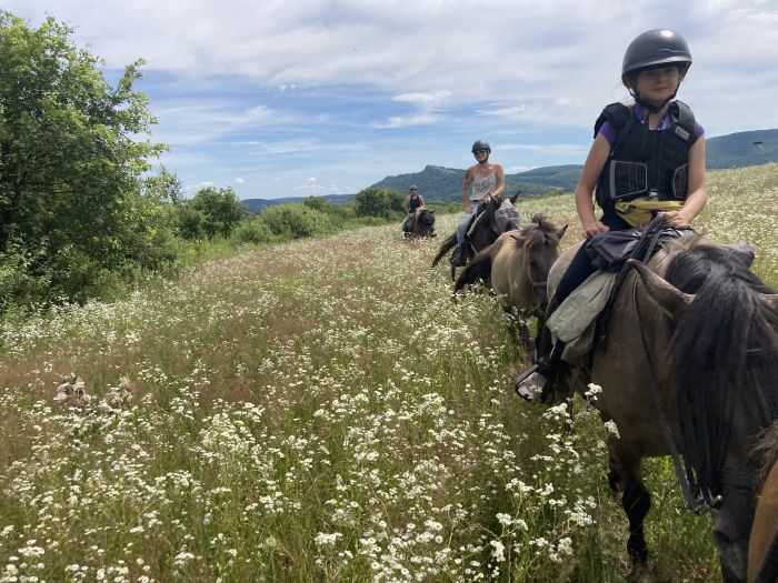 Two-country karst trail