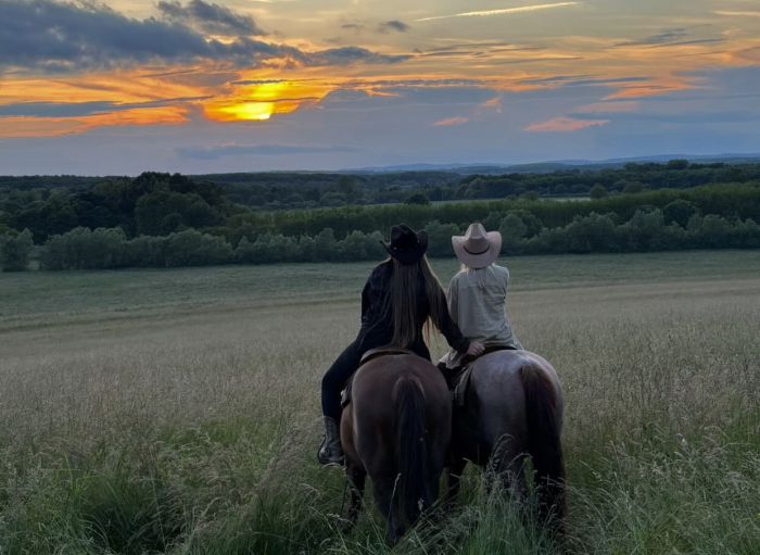 Western riding in Hungary