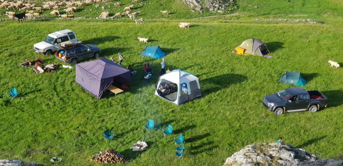 On the trail of the Miyak Accomodation