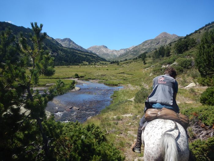 Pyrenees - Lakes - Ride