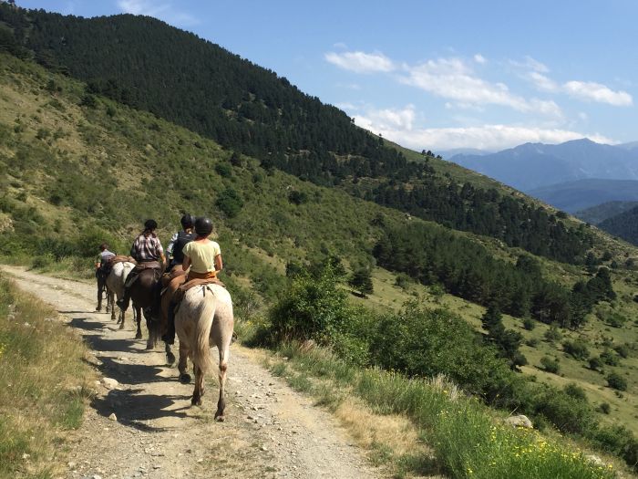 Pyrenees - Lakes - Ride