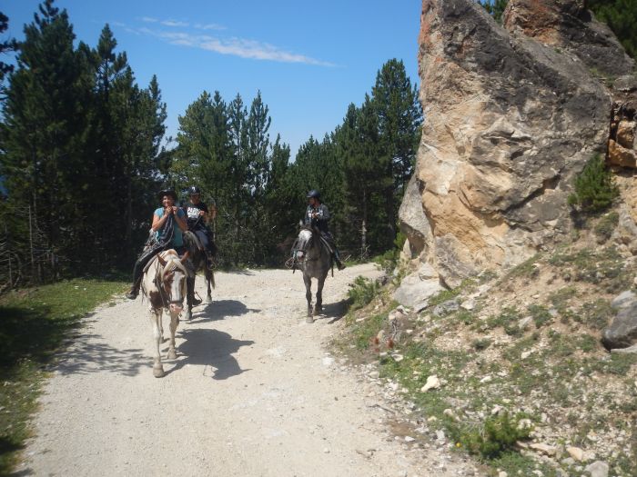Pyrenees - Lakes - Ride