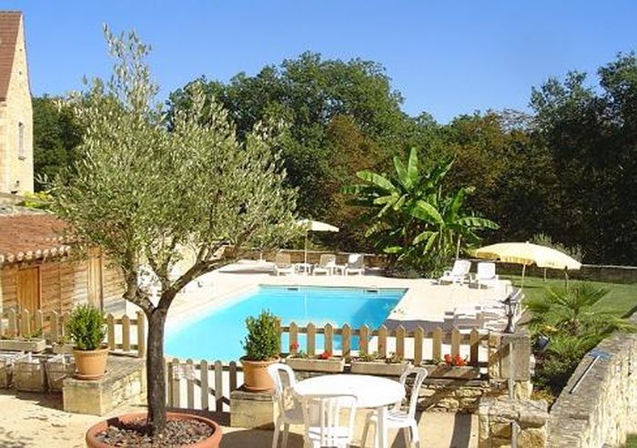 Castles of the Périgord and Atlantic beaches