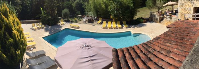 Castles of the Périgord and Atlantic beaches