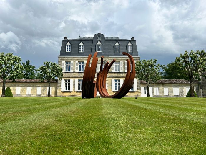 Gourmet tour to the wine castles of Bordeaux