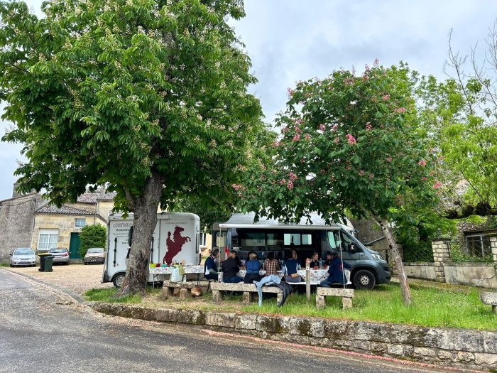 Gourmet tour to the wine castles of Bordeaux