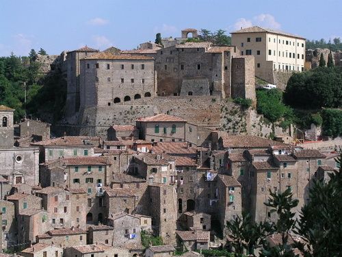 Castles and palaces of Tuscany