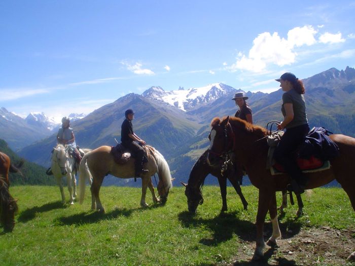 Riding holiday in the Valais Alps