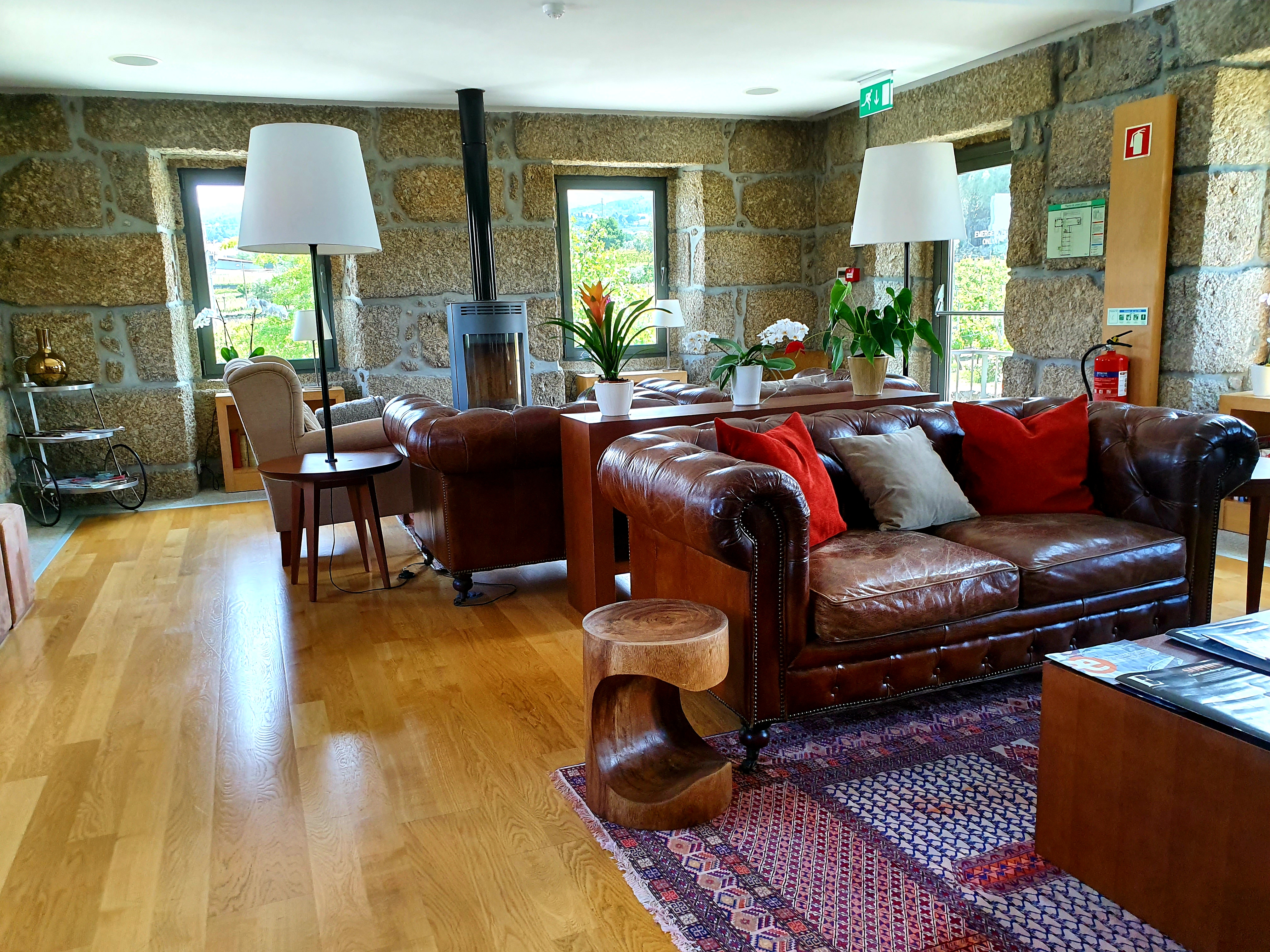 Dressage riding & winery at Serra da Estrela Accomodation