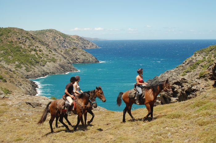 From the mountains to the sea & Besalu medieval ride