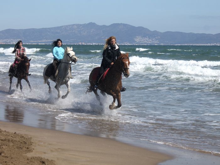 From the mountains to the sea & Besalu medieval ride